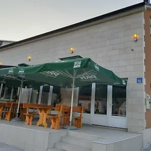 Bedrooms Cerovac Gračac